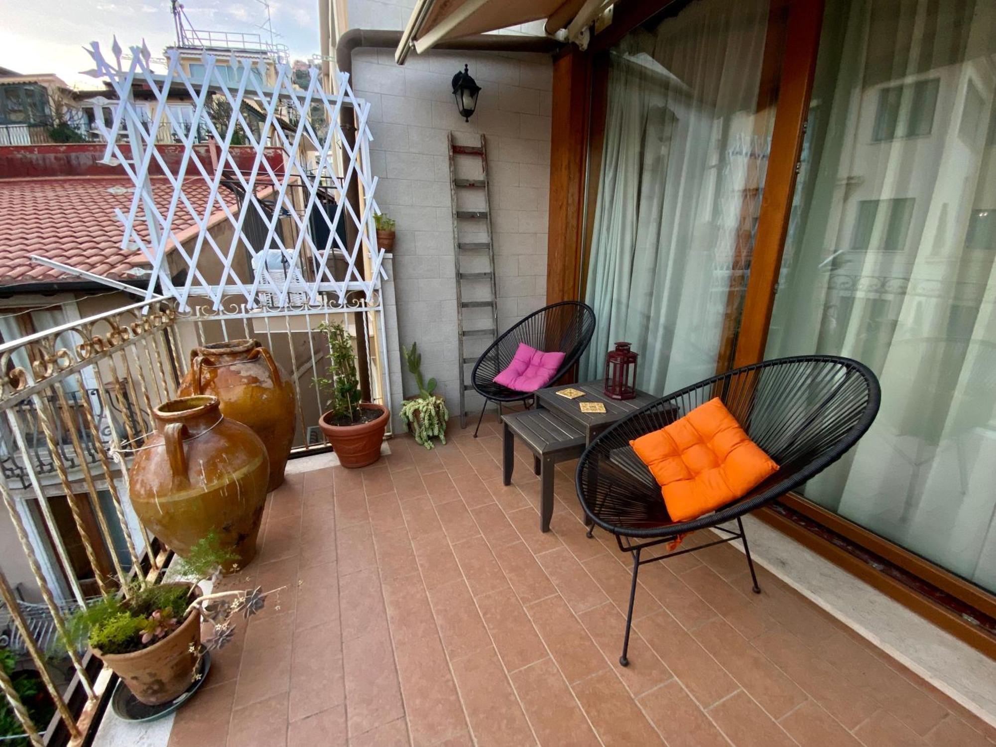 Sole Apartment Taormina Dış mekan fotoğraf